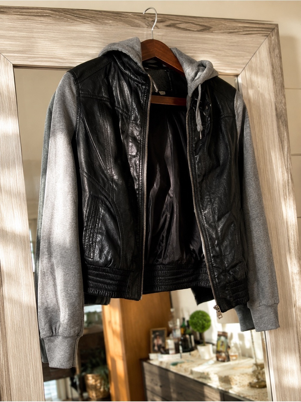 Khujo German Brand Hooded Faux Leather Moto Jacket Size L – RUNS SMALL